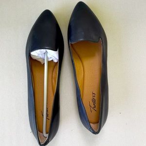 Brand new Trotters loafers